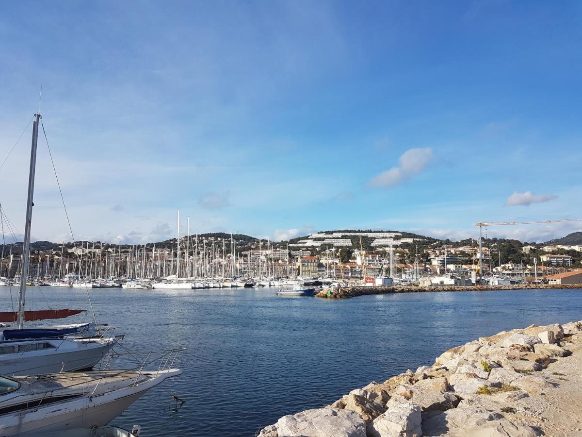 Avec Parking A Pied Et Calme *